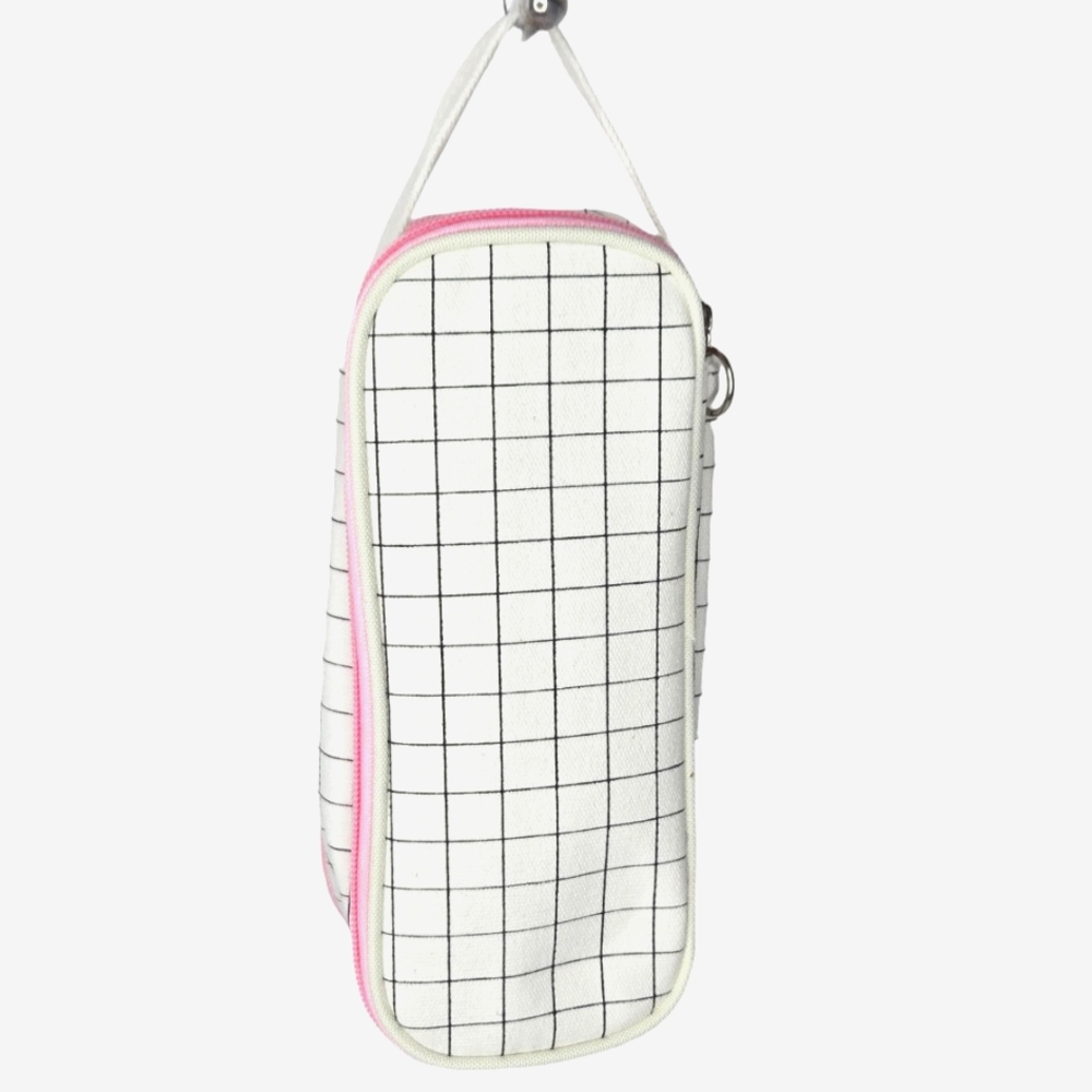 P25723 NWT Powerful Style Large Pencil Carrier